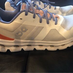 ON Cloud Runner women’s sneakers